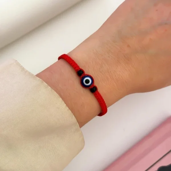 Pulsera roja ojo turco